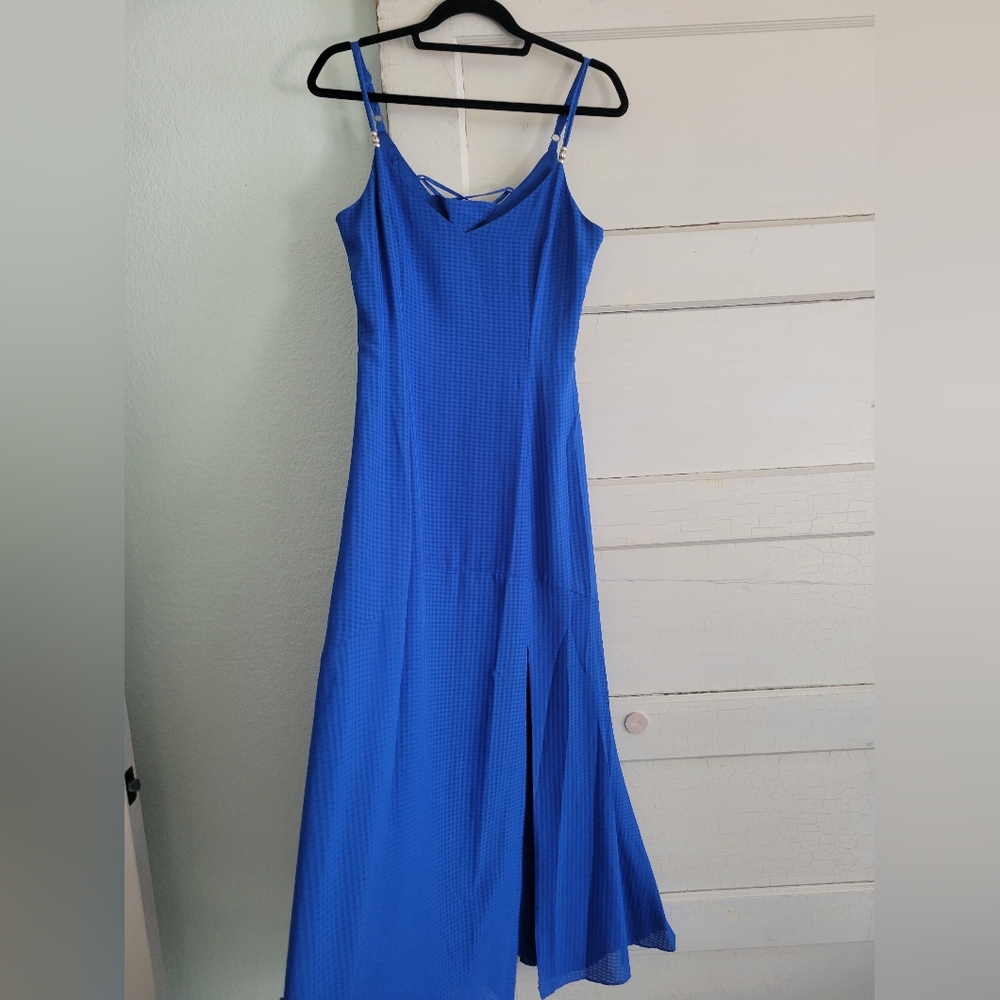 WHBM gorgeous blue maxi dress!